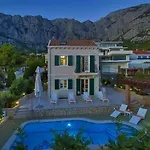 Ferienhaeuser In Makarska