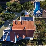 Ferienhaeuser In Makarska